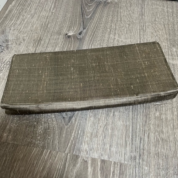 Ladies Silk New Clutch from Red Dirt Road - Picture 3 of 4